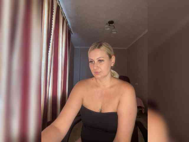 Alli666 webcam