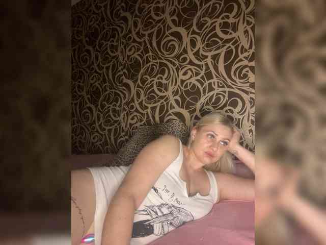 Alinka11127 webcam