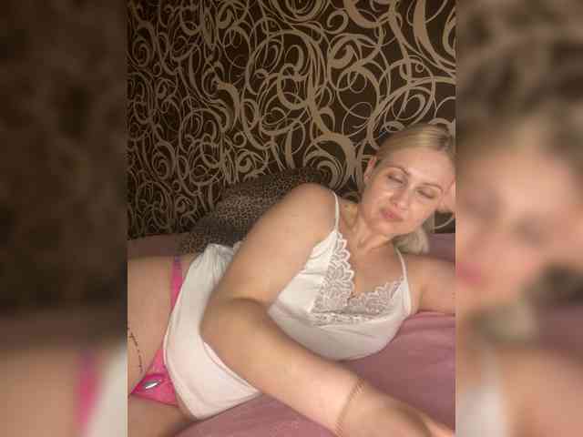 Alinka11127 webcam