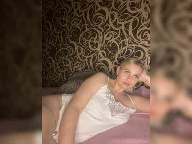 Alinka11127 webcam