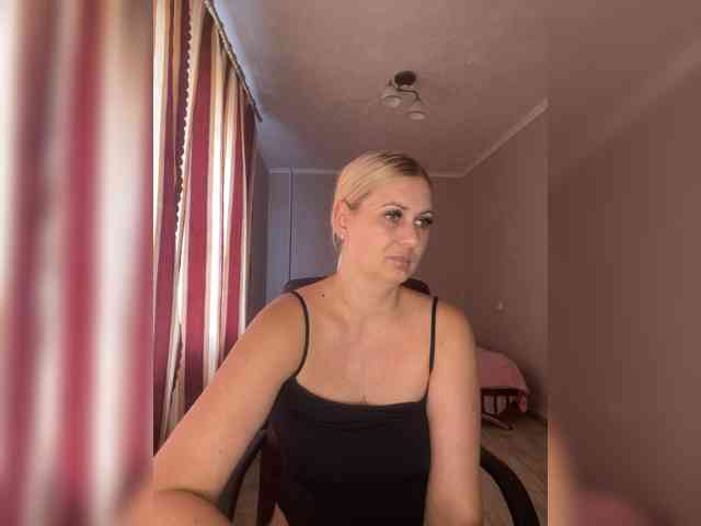 Alli666 webcam