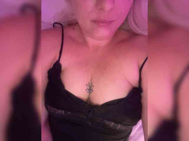_CherryLina_ webcam