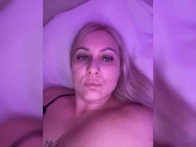 Enni1 - Girl 