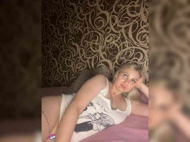 Alinka11127 webcam
