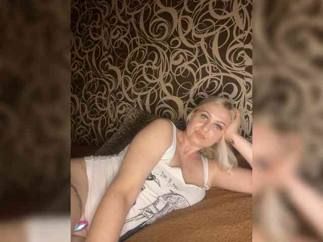 Alinka11127 webcam