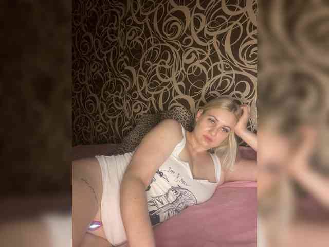 Alinka11127 webcam