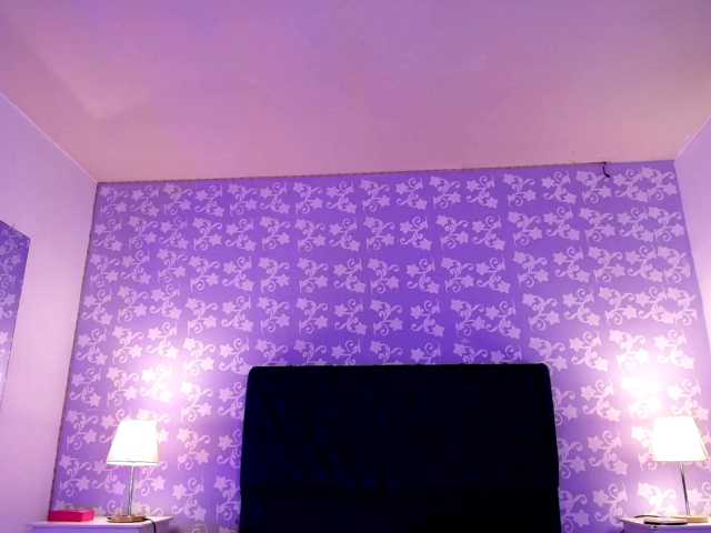 LittleKloe live cam on BongaCams