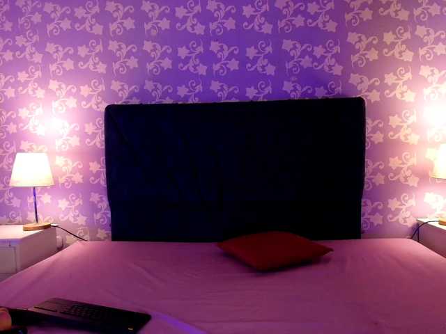 LittleKloe live cam on BongaCams