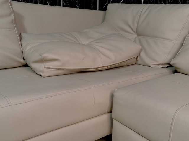 LittleKloe live cam on BongaCams