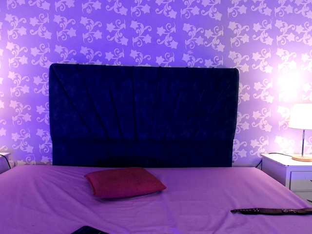 LittleKloe live cam on BongaCams