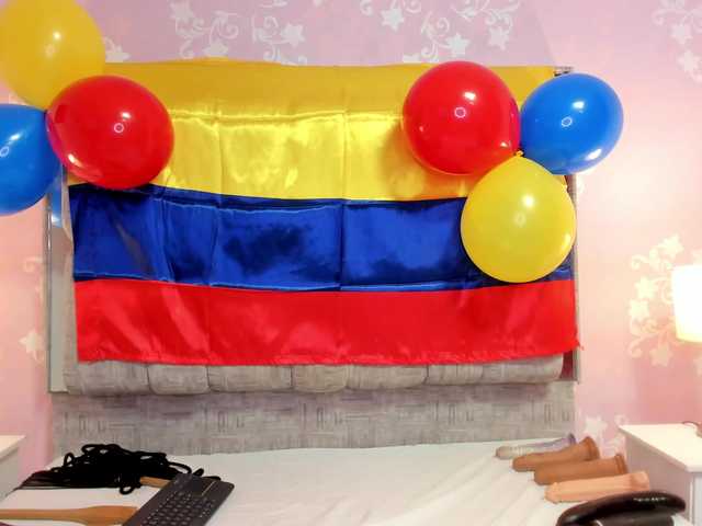 LittleKloe live cam on BongaCams