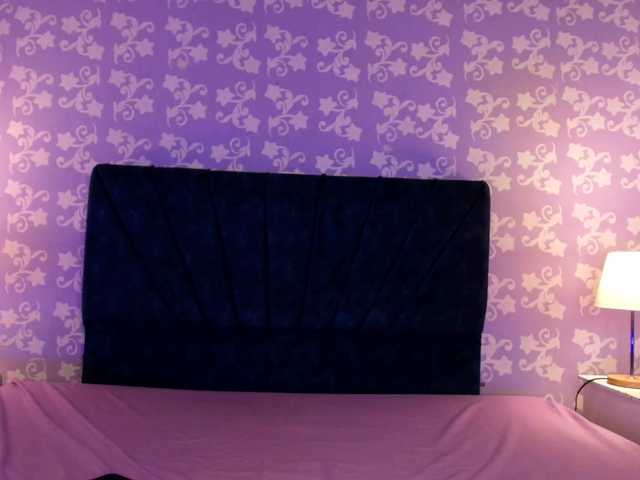LittleKloe live cam on BongaCams