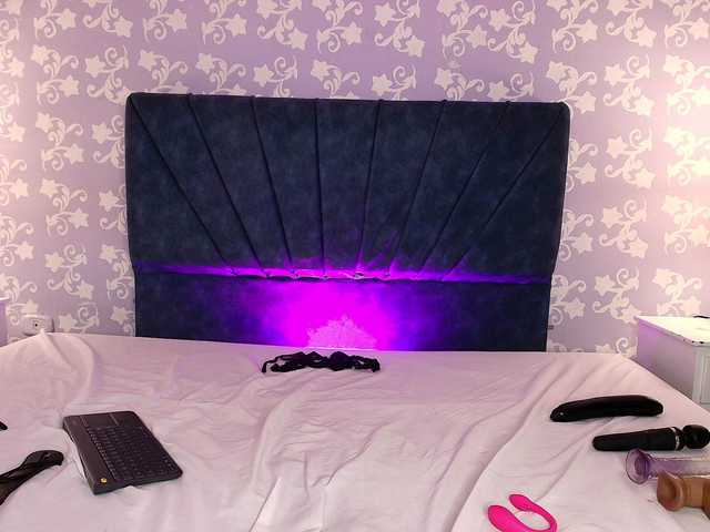 LittleKloe live cam on BongaCams