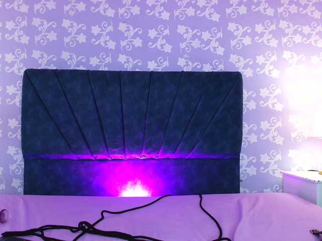 LittleKloe live cam on BongaCams