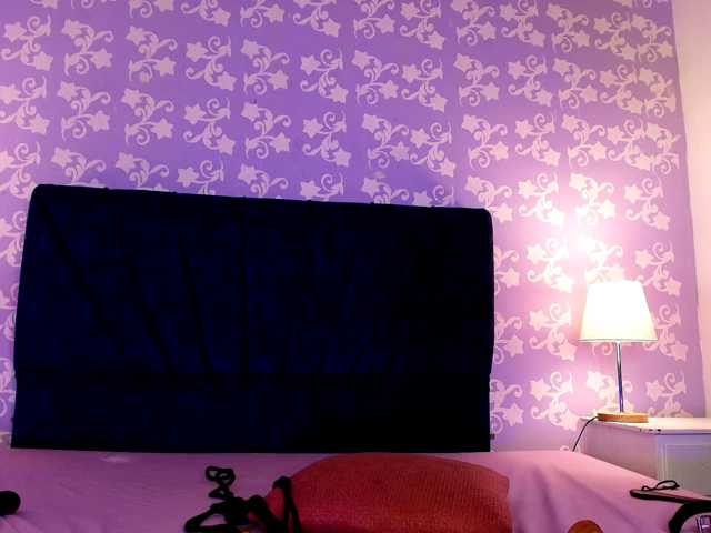 LittleKloe live cam on BongaCams