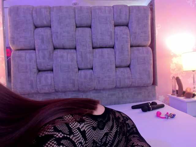 LittleKloe live cam on BongaCams