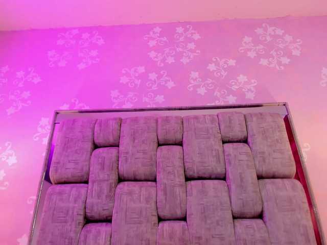 LittleKloe live cam on BongaCams