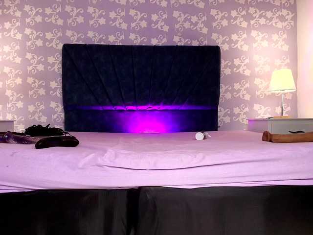 LittleKloe live cam on BongaCams