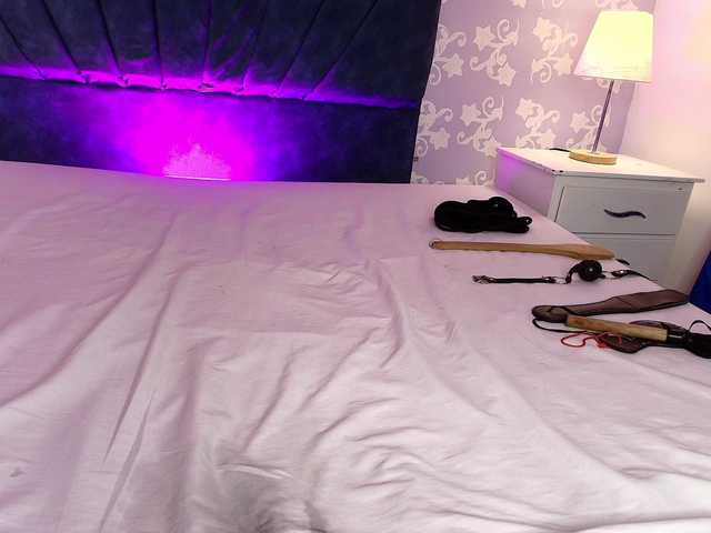 LittleKloe live cam on BongaCams