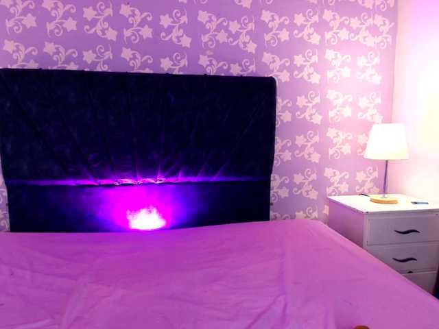 LittleKloe live cam on BongaCams