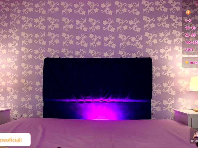 LittleKloe live cam on BongaCams