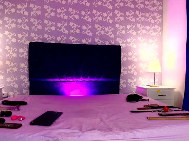 LittleKloe live cam on BongaCams