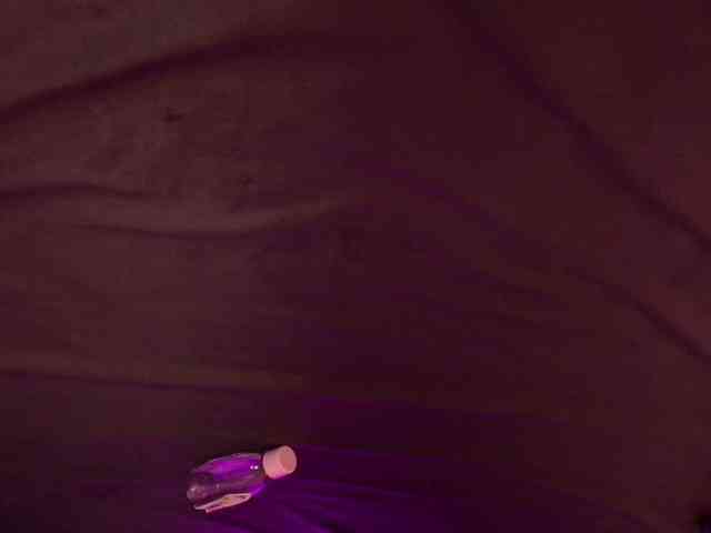 LittleKloe webcam