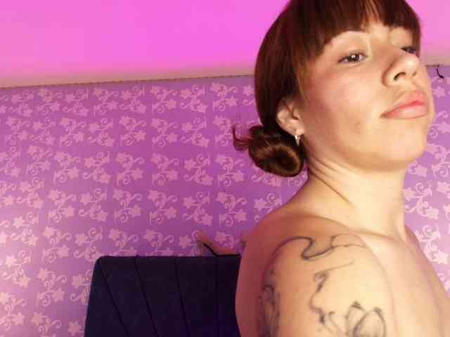 LittleKloe webcam