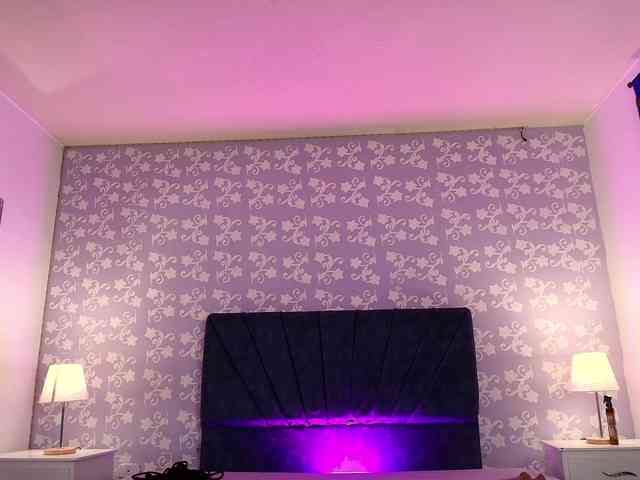 LittleKloe webcam