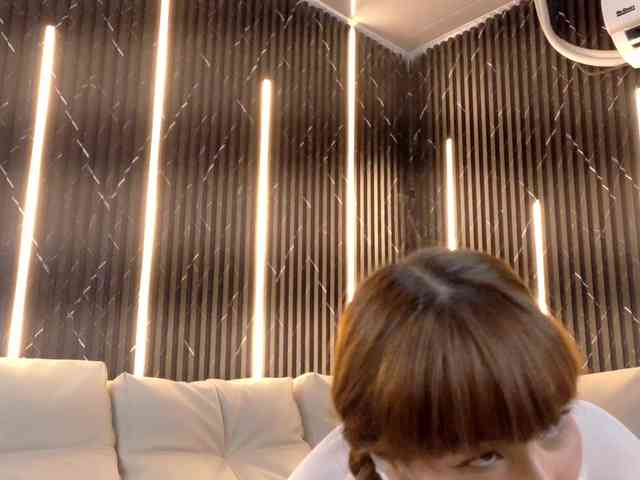 LittleKloe webcam