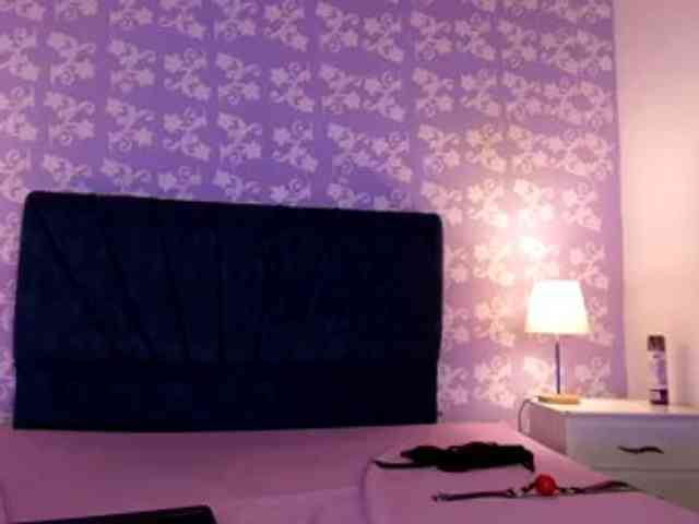LittleKloe webcam