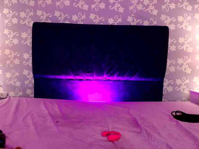 LittleKloe webcam