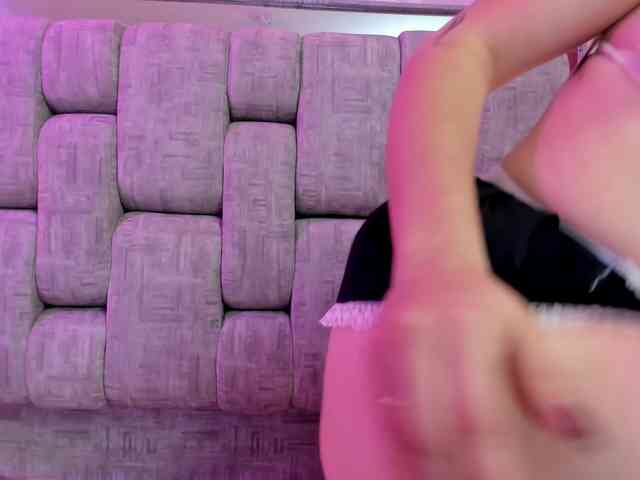 LittleKloe webcam