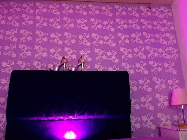 LittleKloe webcam