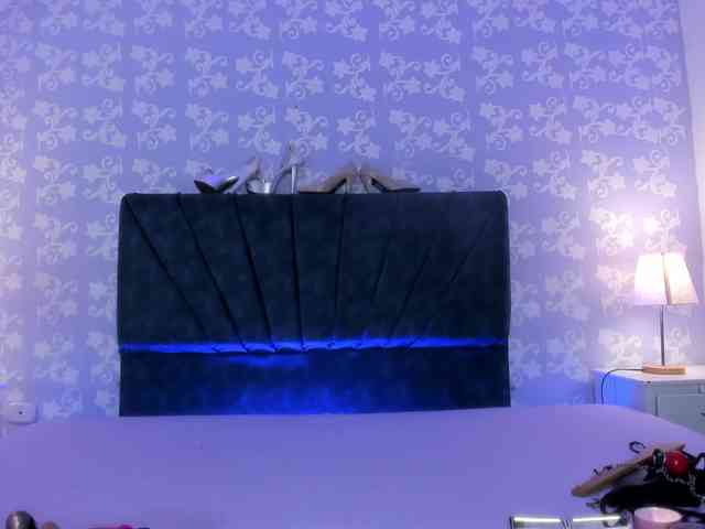 LittleKloe webcam