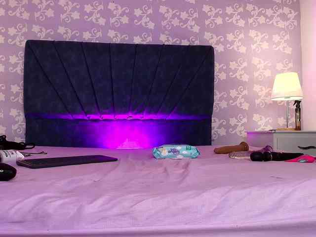 LittleKloe webcam
