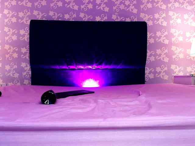 LittleKloe webcam