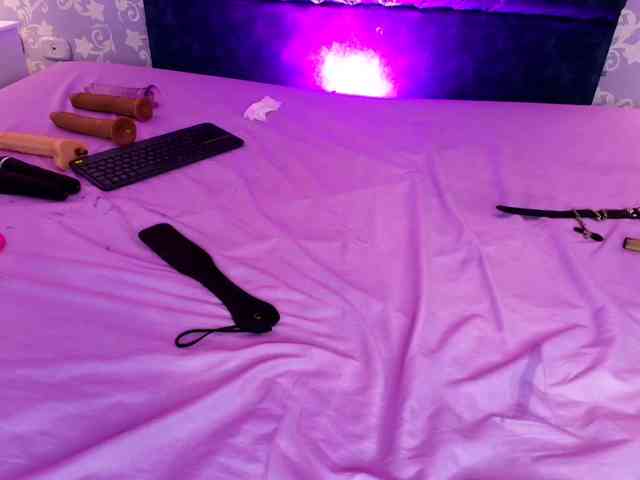 LittleKloe webcam