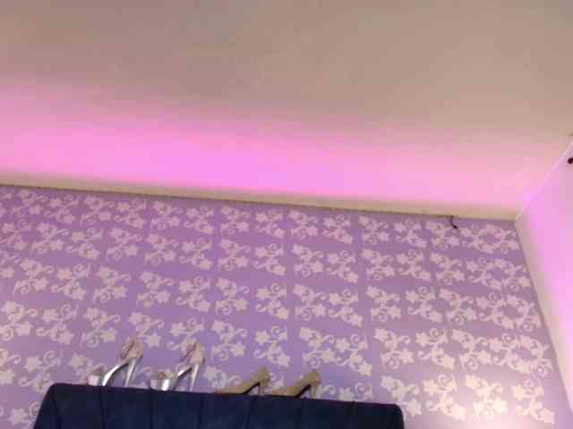 LittleKloe webcam