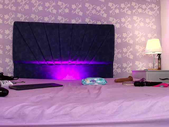 LittleKloe webcam