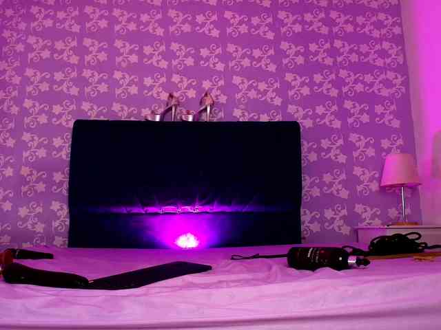 LittleKloe webcam