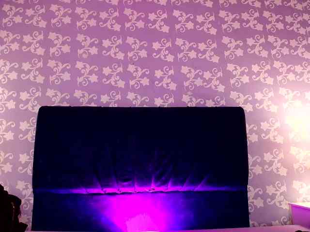 LittleKloe webcam