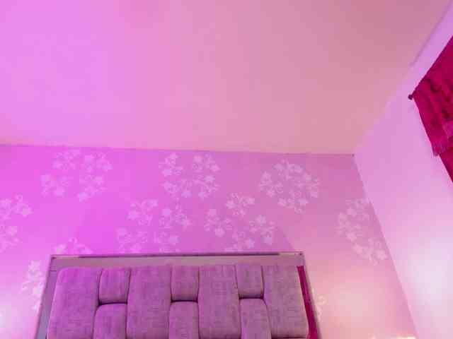 LittleKloe webcam