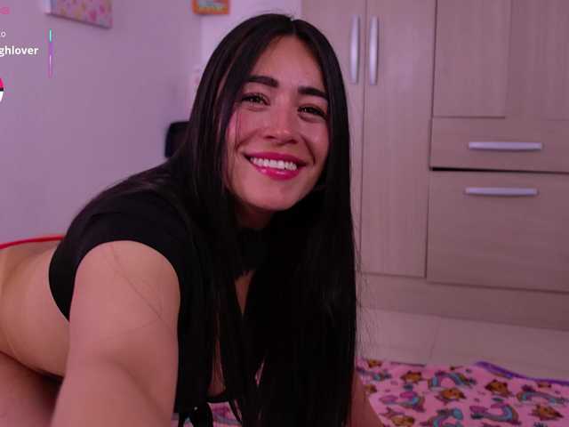 Natalia-Valencia live cam on BongaCams