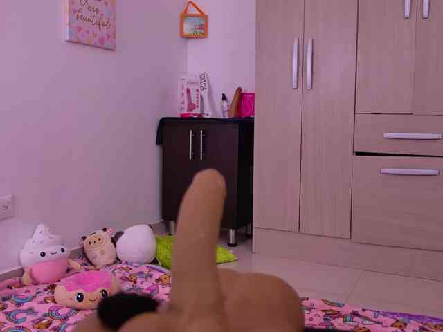 Natalia-Valencia webcam