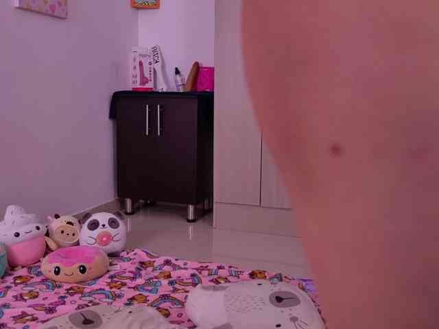 Natalia-Valencia webcam