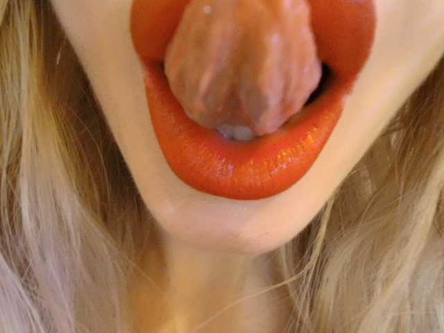 Liliiaxxx live webcam show