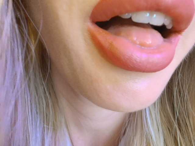 Politexxx live cam on BongaCams
