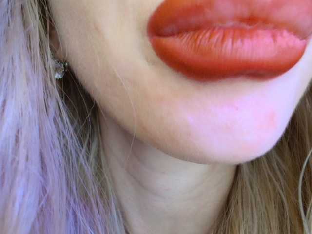 Liliiaxxx live cam preview