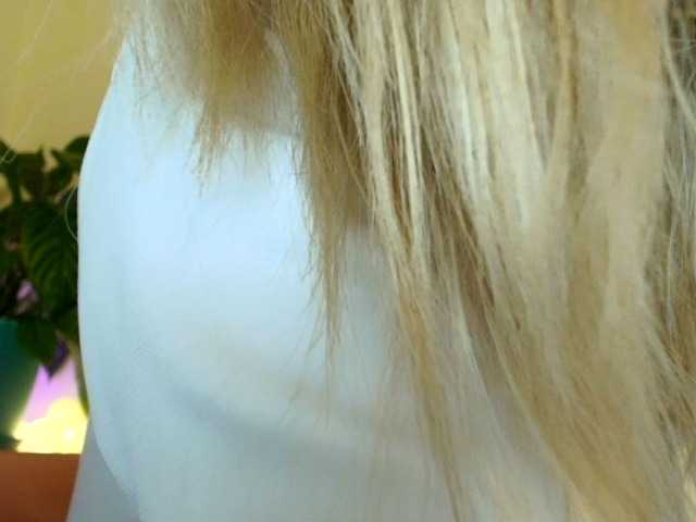 le modèle Politexxx est en webcam porno dans un show sur le site bongacams, il possède les tags suivants: White/Caucasian,Blonde,Shaved